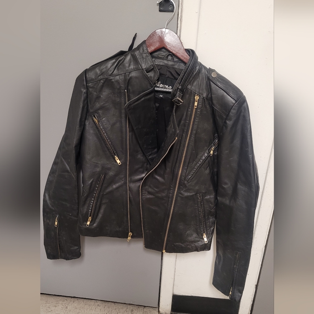 Men's Wilsons vintage leather jacket, genuine leather, size 38